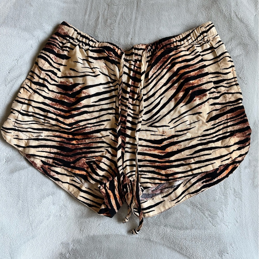 RVCA tiger print shorts